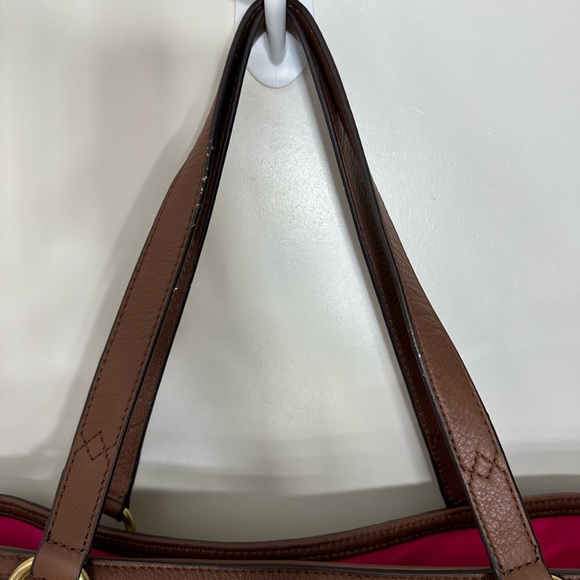 Juicy Couture Palm Springs Metallic
Straw Tote Bag - Picture 5 of 13